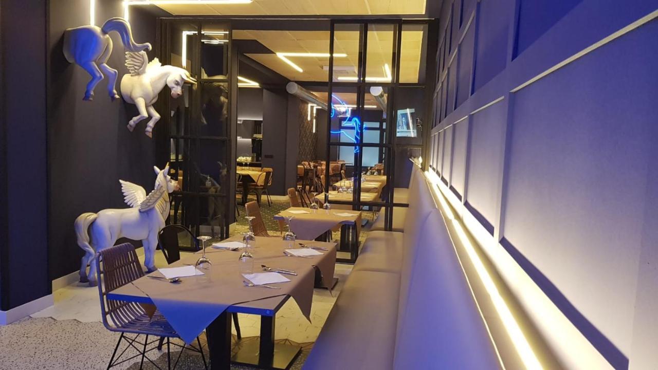 Rener Hotel Los Campones ヒホン エクステリア 写真