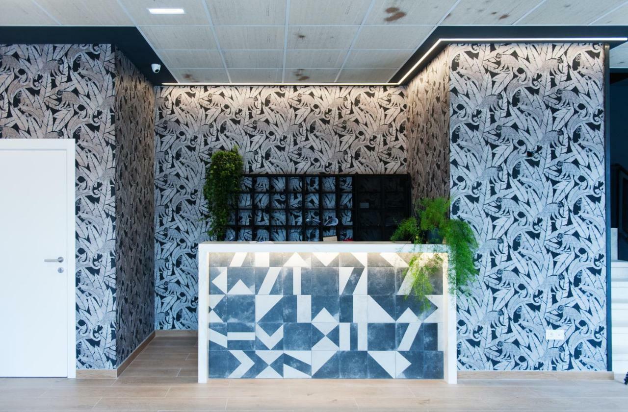 Rener Hotel Los Campones ヒホン エクステリア 写真